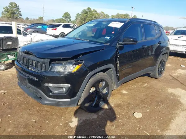 3C4NJCBB1KT612989 2019 JEEP COMPASS - Image 2