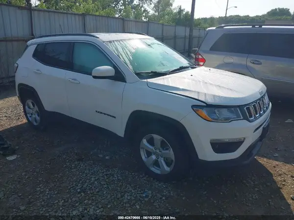 3C4NJCBB1KT614838 2019 JEEP COMPASS - Image 1