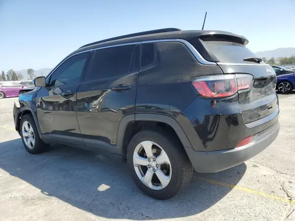 3C4NJCBB1KT616086 2019 JEEP COMPASS - Image 2