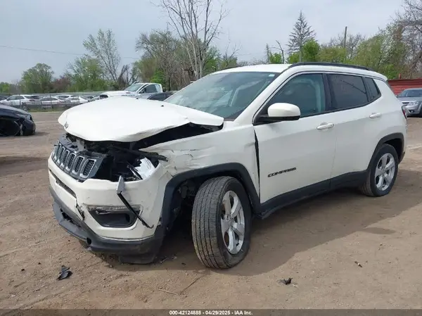 3C4NJCBB1KT646706 2019 JEEP COMPASS - Image 2
