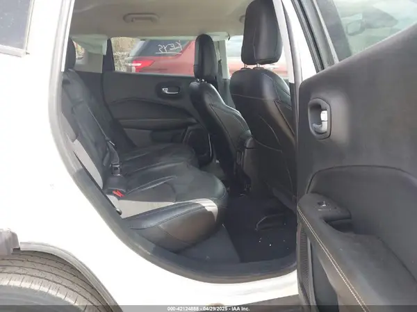 3C4NJCBB1KT646706 2019 JEEP COMPASS - Image 8