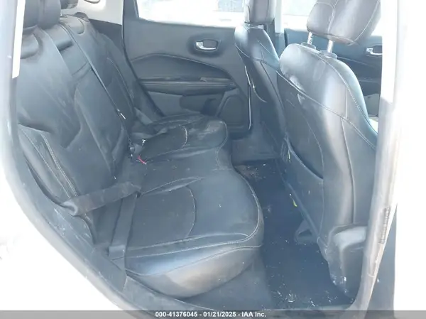 3C4NJCBB1KT654692 2019 JEEP COMPASS - Image 8