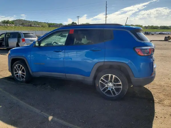 3C4NJCBB1KT711618 2019 JEEP COMPASS - Image 2