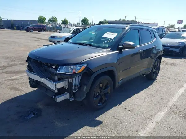 3C4NJCBB1KT743498 2019 JEEP COMPASS - Image 2