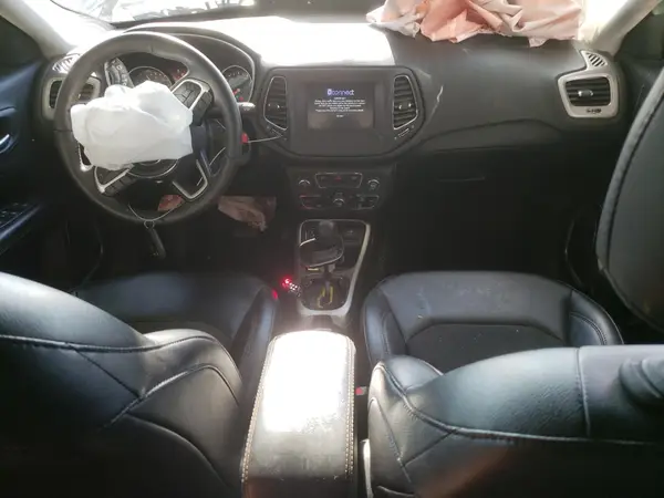 3C4NJCBB1KT750032 2019 JEEP COMPASS - Image 8