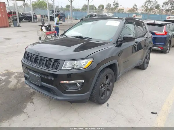 3C4NJCBB1KT756008 2019 JEEP COMPASS - Image 2