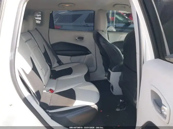 3C4NJCBB1KT801254 2019 JEEP COMPASS - Image 8