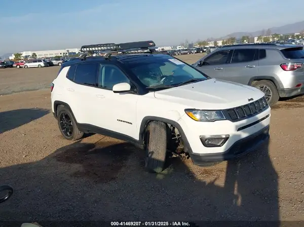 3C4NJCBB1KT802680 2019 JEEP COMPASS - Image 1