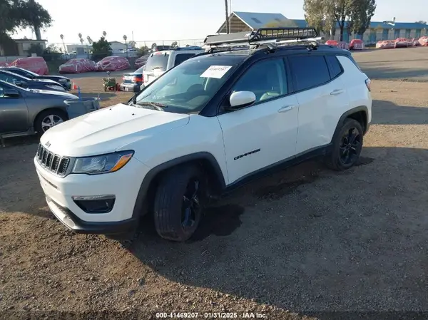 3C4NJCBB1KT802680 2019 JEEP COMPASS - Image 2