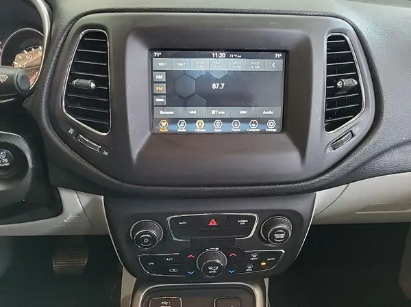 3C4NJCBB1KT802873 2019 JEEP COMPASS - Image 2