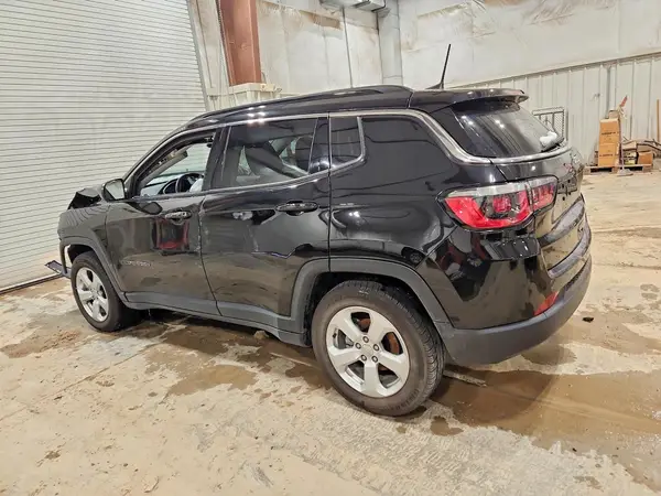 3C4NJCBB1KT832472 2019 JEEP COMPASS - Image 2