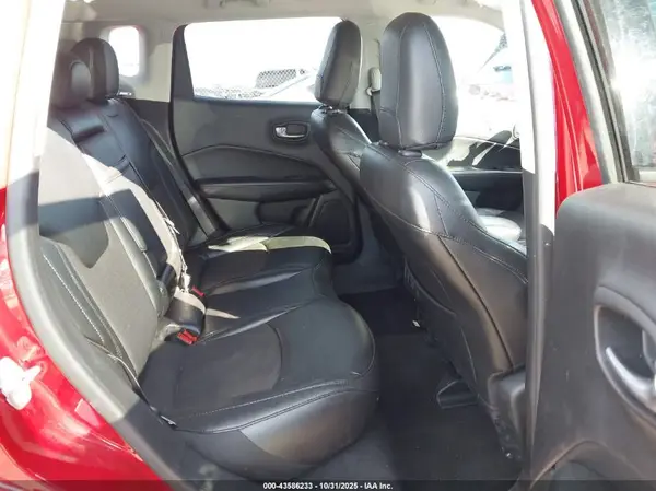 3C4NJCBB1KT833122 2019 JEEP COMPASS - Image 8