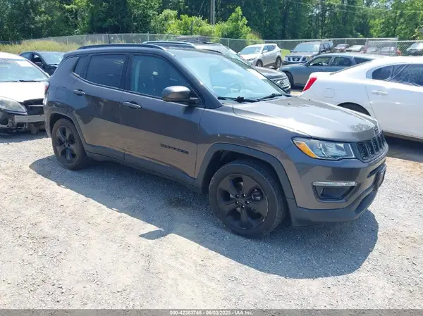 3C4NJCBB1KT844217 2019 JEEP COMPASS - Image 1