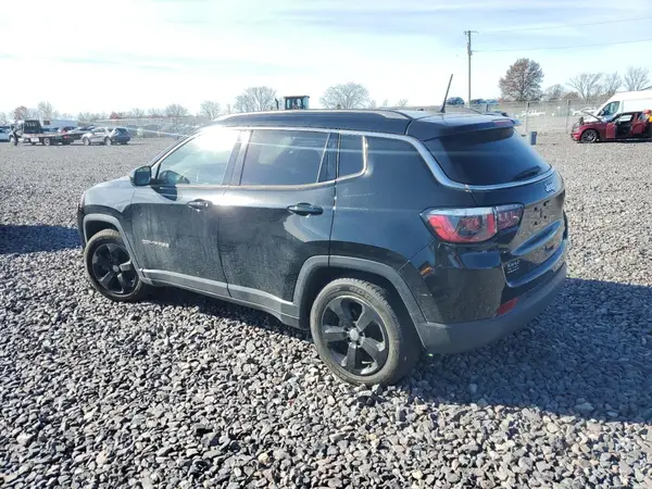 3C4NJCBB1KT852253 2019 JEEP COMPASS - Image 2