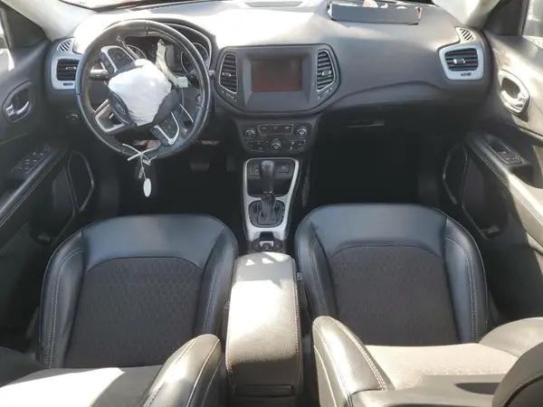 3C4NJCBB1KT852253 2019 JEEP COMPASS - Image 8