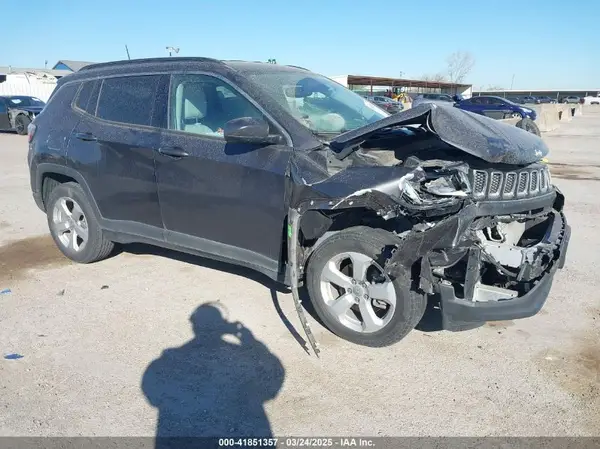 3C4NJCBB1MT505864 2021 JEEP COMPASS - Image 1
