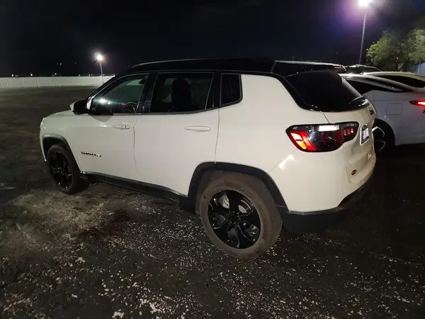 3C4NJCBB1MT603924 2021 JEEP COMPASS - Image 2