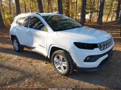 3C4NJCBB1NT138501 2022 JEEP COMPASS