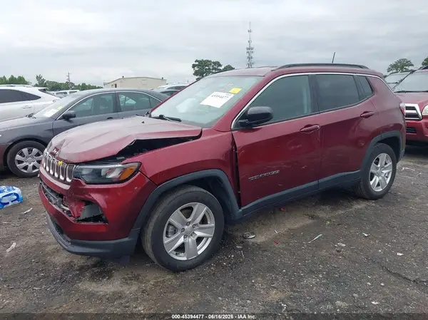 3C4NJCBB1NT156318 2022 JEEP COMPASS - Image 2