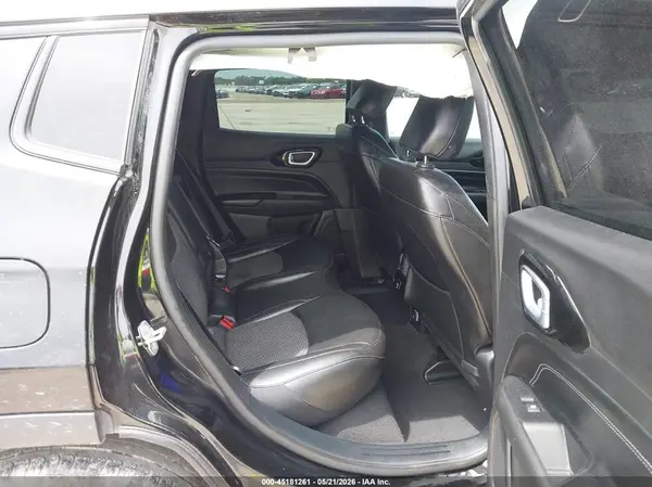 3C4NJCBB1NT178030 2022 JEEP COMPASS - Image 8