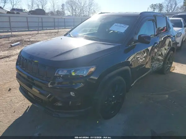 3C4NJCBB1NT188007 2022 JEEP COMPASS - Image 2