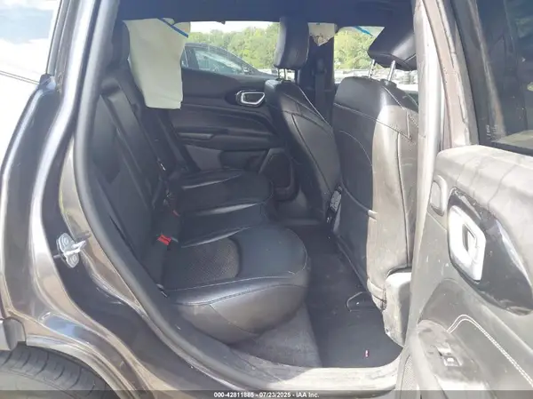3C4NJCBB1NT225055 2022 JEEP COMPASS - Image 8