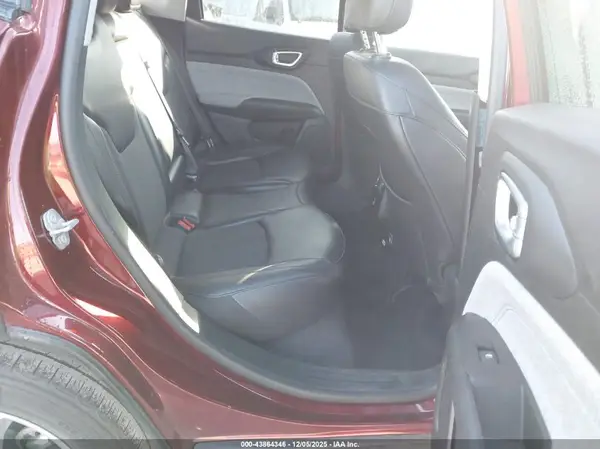 3C4NJCBB1NT228876 2022 JEEP COMPASS - Image 8