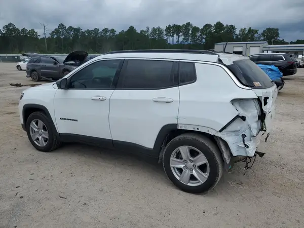 3C4NJCBB1NT228943 2022 JEEP COMPASS - Image 2