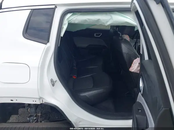 3C4NJCBB1NT238212 2022 JEEP COMPASS - Image 8