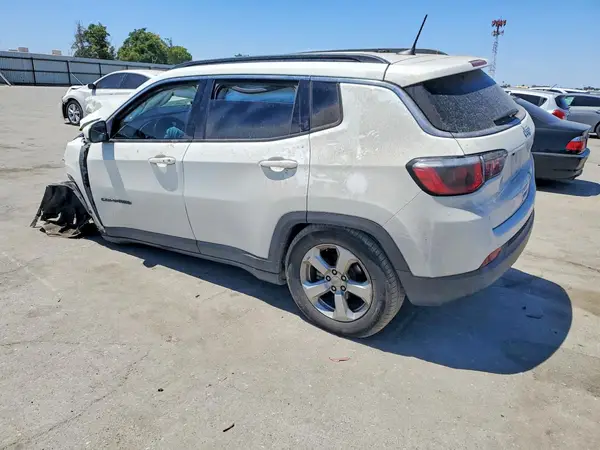 3C4NJCBB2HT629454 2017 JEEP COMPASS - Image 2