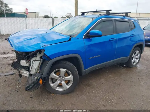 3C4NJCBB2HT632970 2017 JEEP COMPASS - Image 2
