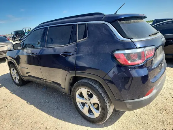 3C4NJCBB2HT643080 2017 JEEP COMPASS - Image 2