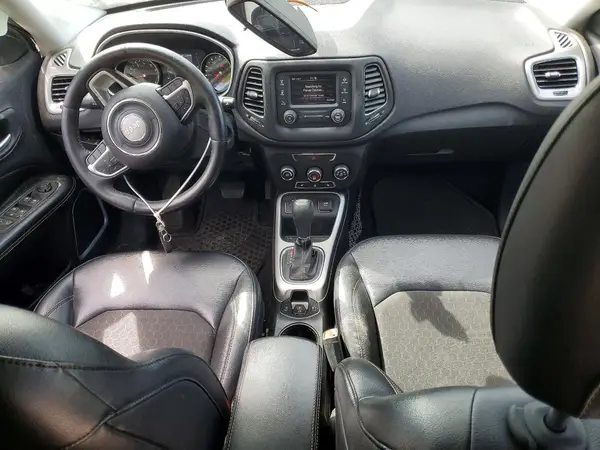 3C4NJCBB2HT658758 2017 JEEP COMPASS - Image 8