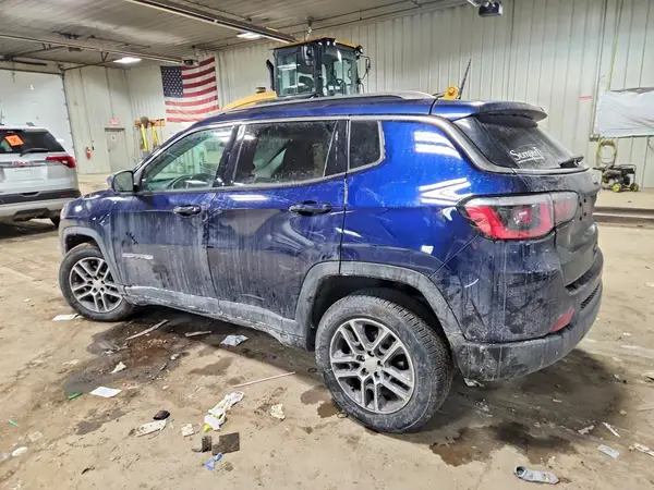 3C4NJCBB2HT690691 2017 JEEP COMPASS - Image 2