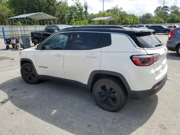 3C4NJCBB2JT124116 2018 JEEP COMPASS - Image 2