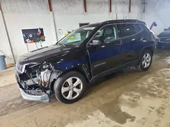 3C4NJCBB2JT165944 2018 JEEP COMPASS