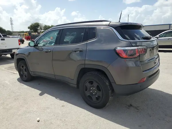 3C4NJCBB2JT181951 2018 JEEP COMPASS - Image 2