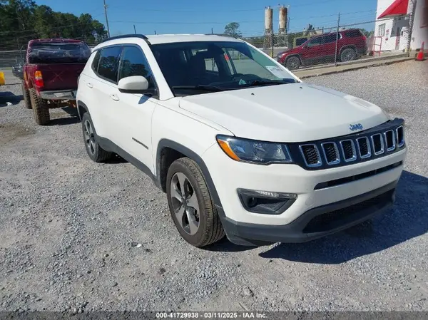 3C4NJCBB2JT182730 2018 JEEP COMPASS - Image 1