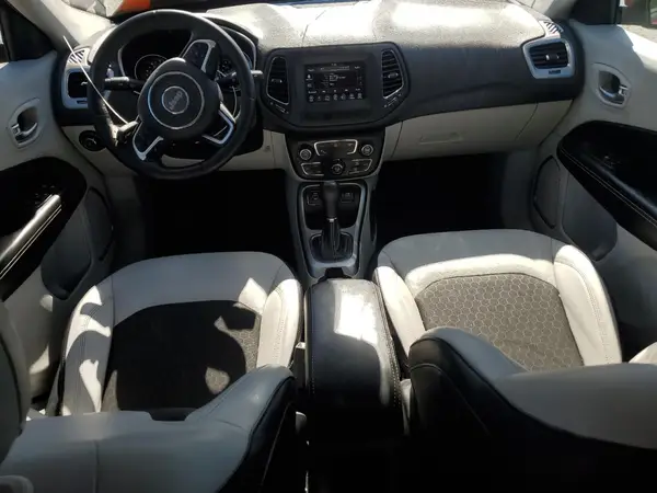 3C4NJCBB2JT194599 2018 JEEP COMPASS - Image 8