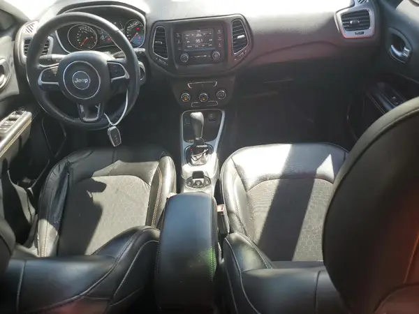 3C4NJCBB2JT194778 2018 JEEP COMPASS - Image 8