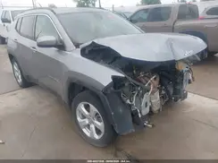 3C4NJCBB2JT263193 2018 JEEP COMPASS