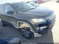 3C4NJCBB2JT267700 2018 JEEP COMPASS
