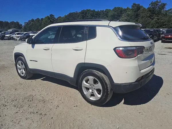 3C4NJCBB2JT301800 2018 JEEP COMPASS - Image 2
