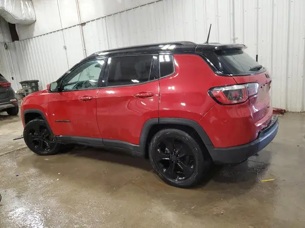 3C4NJCBB2JT304972 2018 JEEP COMPASS - Image 2
