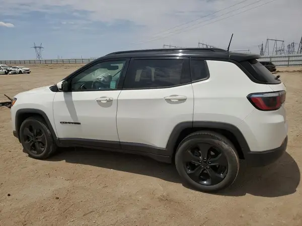 3C4NJCBB2JT318340 2018 JEEP COMPASS - Image 2