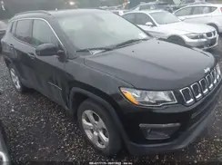 3C4NJCBB2JT322520 2018 JEEP COMPASS