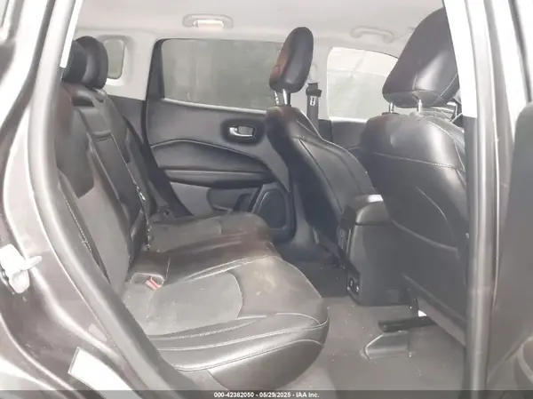 3C4NJCBB2JT327376 2018 JEEP COMPASS - Image 8
