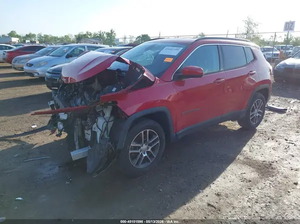 3C4NJCBB2JT368431 2018 JEEP COMPASS - Image 2