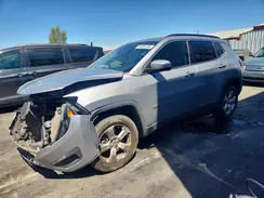 3C4NJCBB2JT368882 2018 JEEP COMPASS