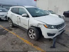3C4NJCBB2JT410872 2018 JEEP COMPASS